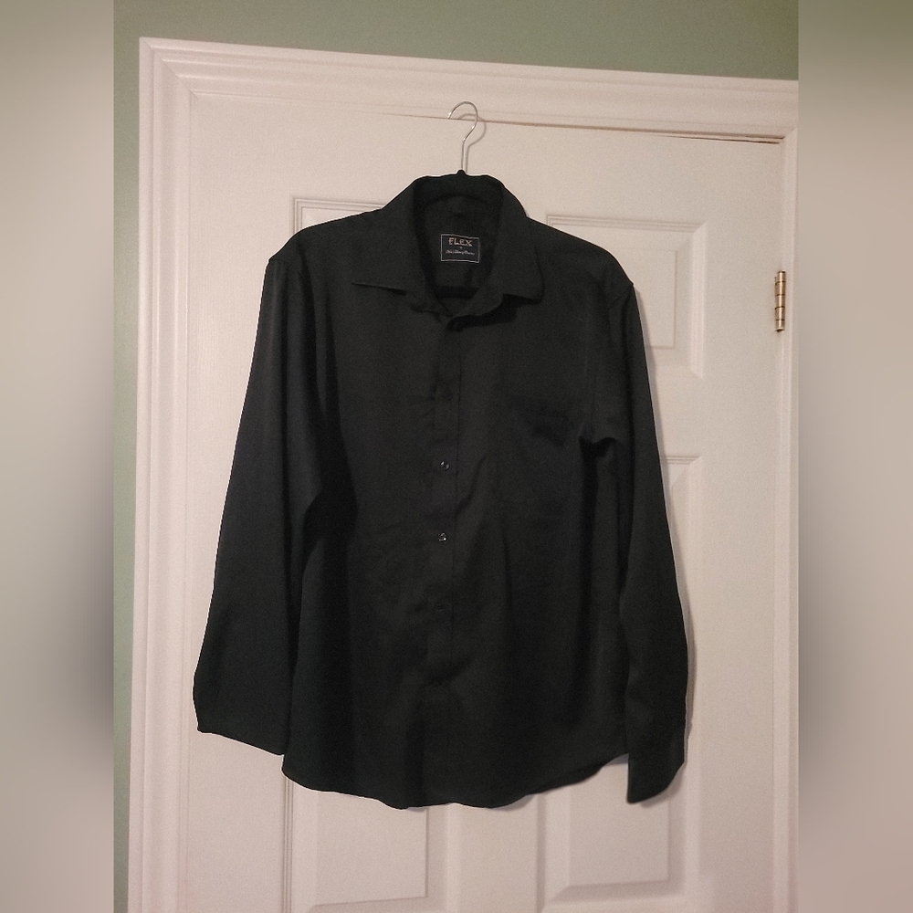 Mens Dress Shirt size Medium